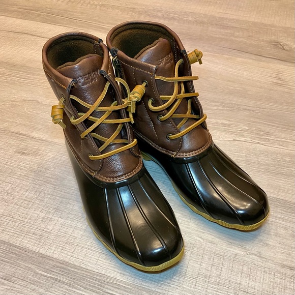Sperry Women's Saltwater Duck Boot - Tan / Dark Brown - US Size 6M - Picture 2 of 8